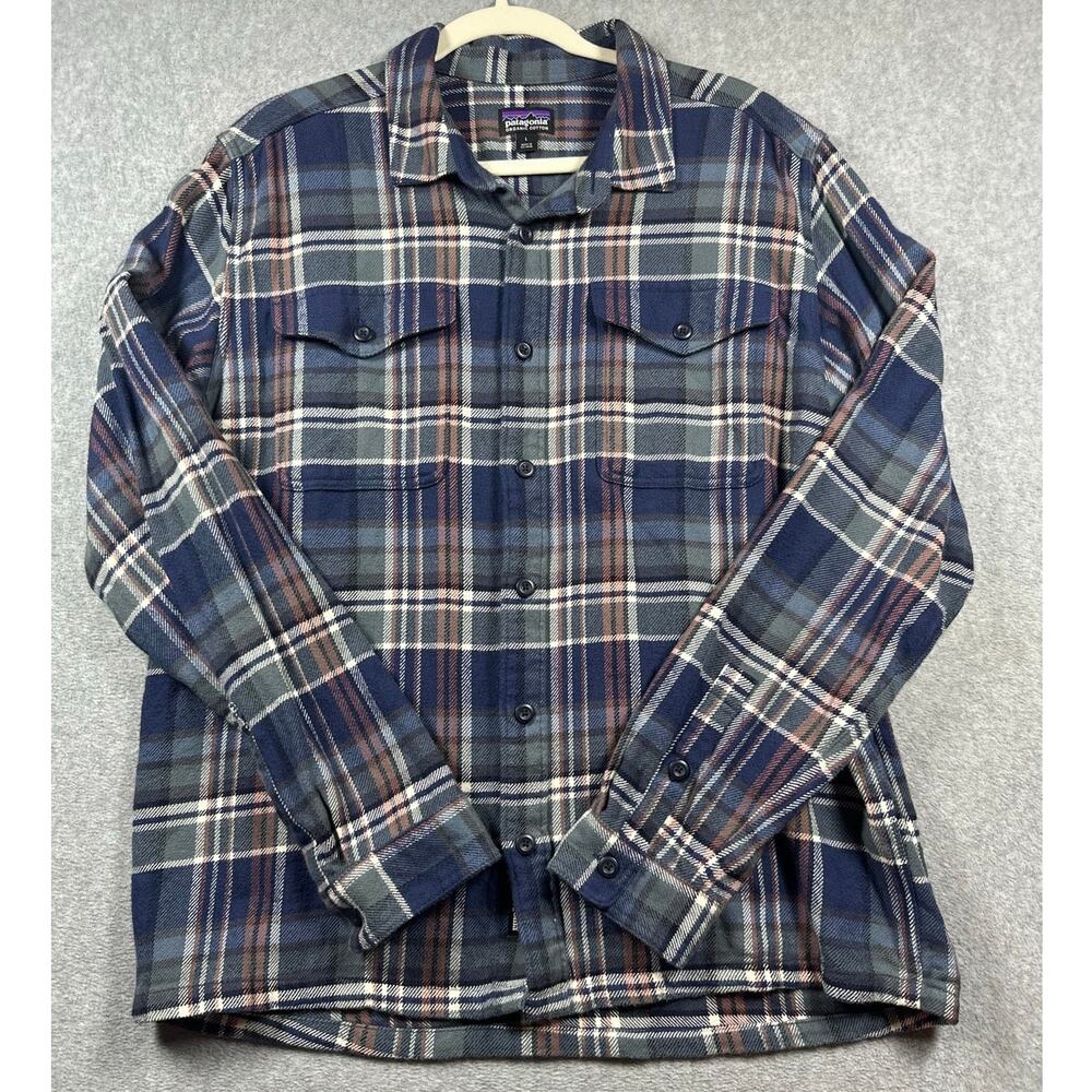 Patagonia Fjord Button Up Shirt Men's Large Blue Plaid Cotton Front Pockets